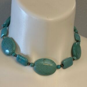 Chic Turquoise Beaded Necklace